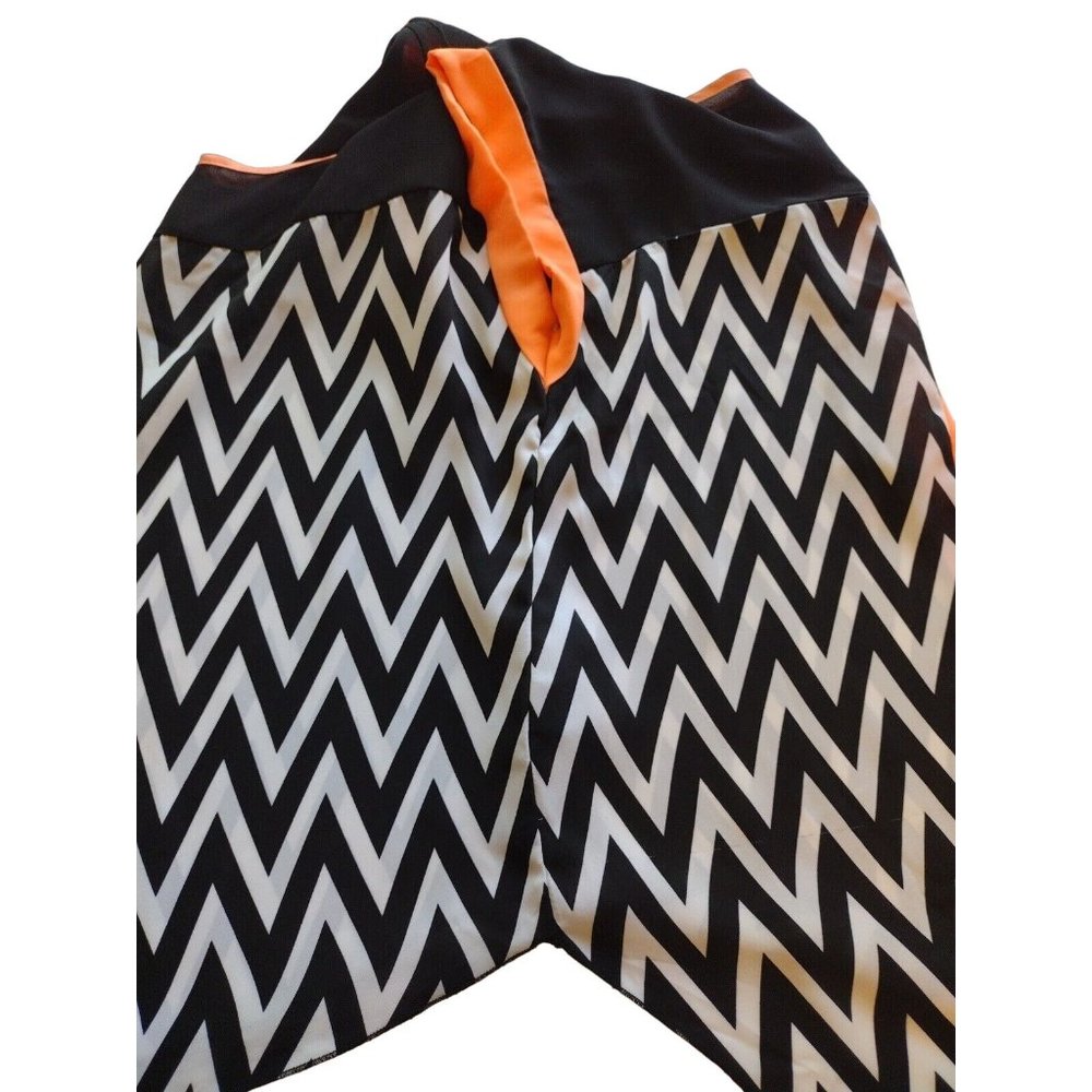 Absolute Angel Top Medium Rolled Cuff Open Back Zigzag Semi Sheer - Picture 9 of 10